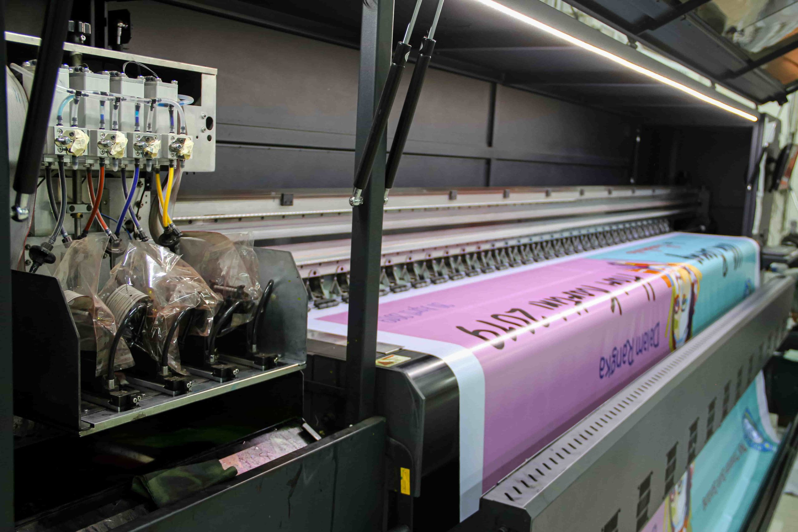 jasa print uv jakarta